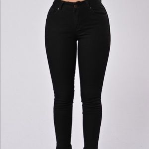 Booty Shaping Denim Pants Black